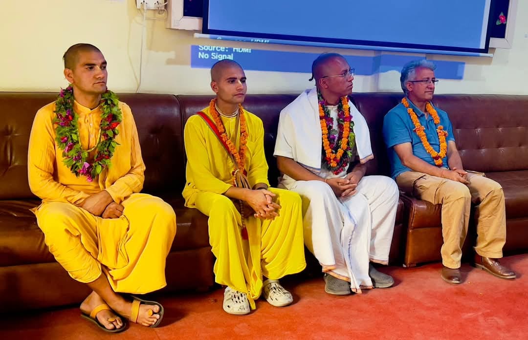 With Mayor of Beni Municipality, Surat KC